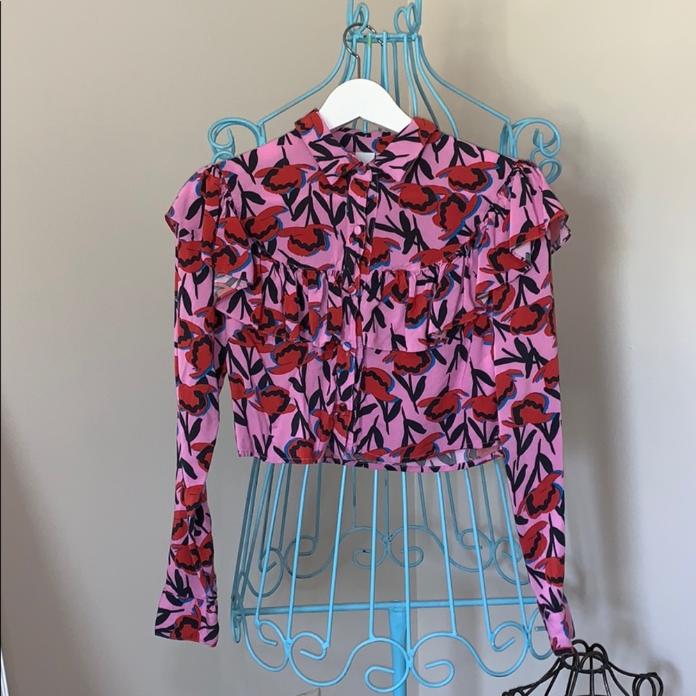 cropped long sleeve top